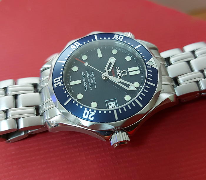 MIDSIZE Omega Seamaster Co-Axial Ref. 2222.80